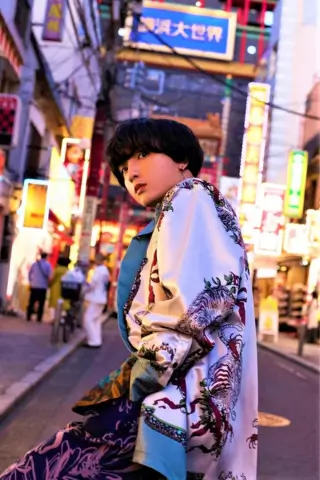 小林千晃_直式形象照